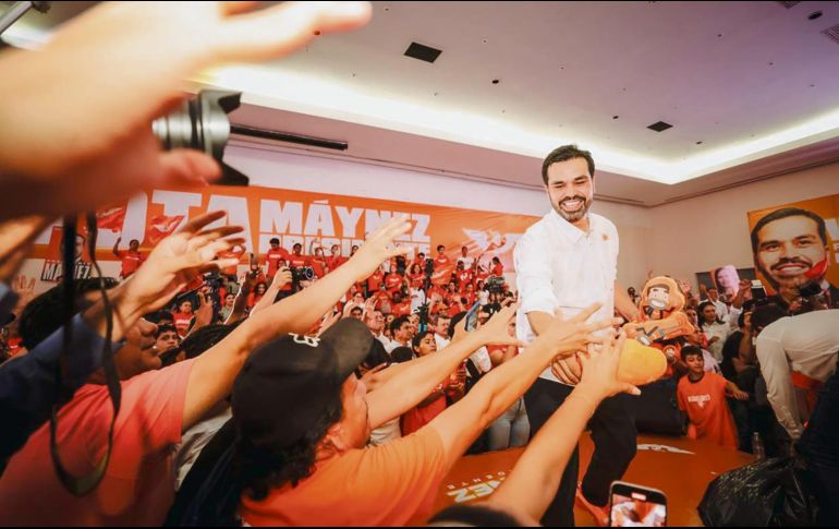 Máynez expresó que los ataques en su contra por parte de líderes de la oposición y líderes informativos obedecen a que ya los rebasó. ESPECIAL