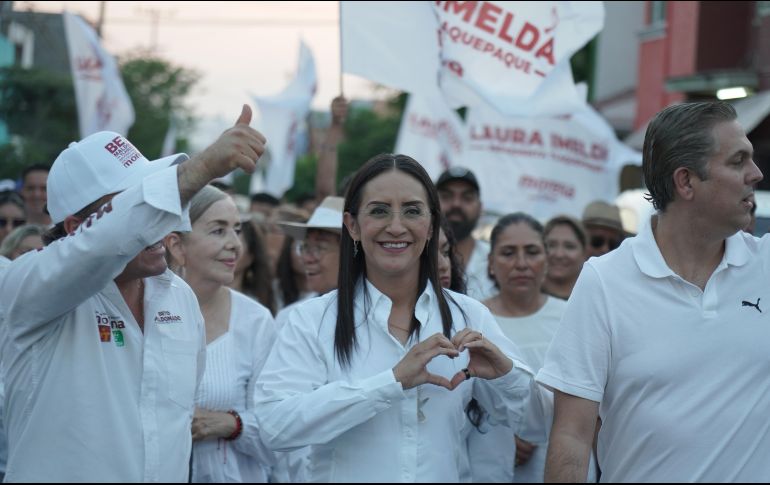 Laura Imelda marchó por la paz en Tlaquepaque. ESPECIAL