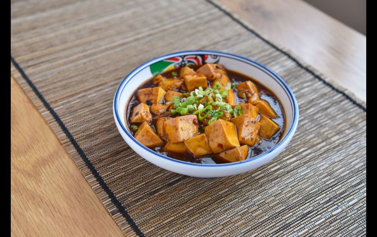 El tofu es un alimento rico en antioxidantes, que colaboran en la reducción del estrés oxidativo que afecta a nuestro cuerpo. Pixabay