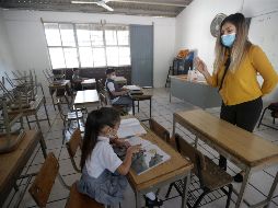 La docencia es una profesión valorada y respetada, pero no siempre bien pagada. EL INFORMADOR/Archivo