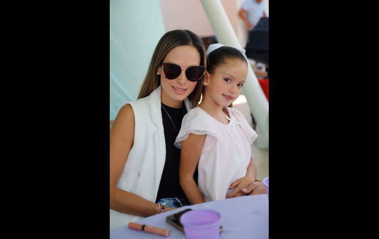 Rebeca Sifuentes y Romina De La Garza. GENTE BIEN JALISCO/ Claudio Jimeno