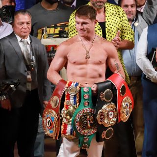 David Faitelson se burla de la FIB y su orden al Canelo Álvarez