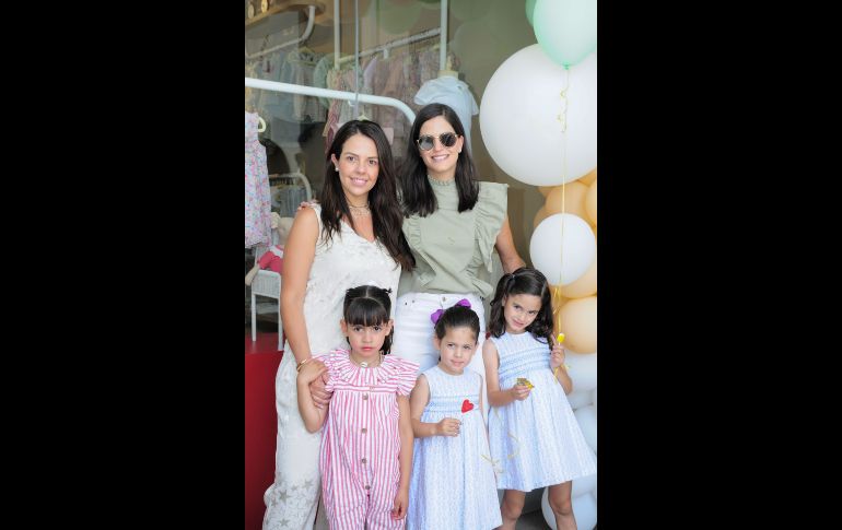 Regina Cordero, Macris Agredano, Renata Salles, Lucía Gutiérrez y Sofía Gutiérrez. GENTE BIEN JALISCO/ Marifer Rached