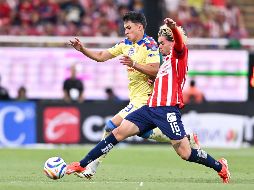 Ramón Juárez y Cade Cowell durante el partido de ida de la Semifinal del torneo Clausura 2024. IMAGO7/ Etzel Espinosa