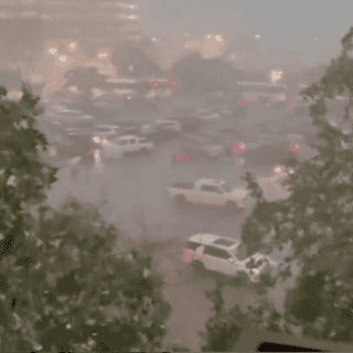 Tormentas eléctricas dejan 4 muertos a su paso por Houston