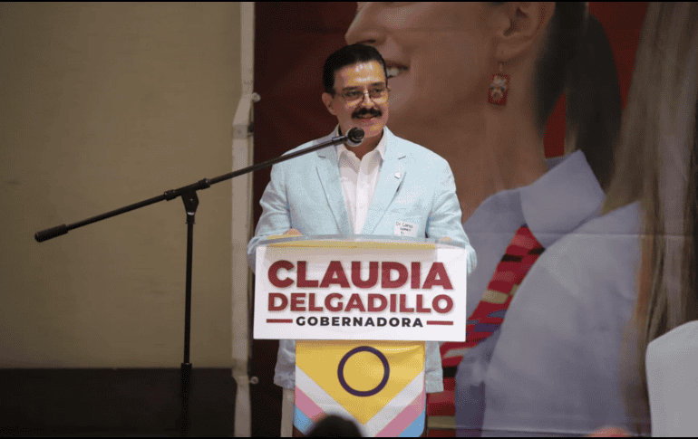 El Dr. Carlos Lomelí durante su participación en el foro de diversidad sexual. ESPECIAL