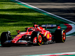Día perfecto para Ferrari y en especial para el monegasco Charles Leclerc. EFE / D. Di Giovanni