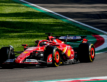 Día perfecto para Ferrari y en especial para el monegasco Charles Leclerc. EFE / D. Di Giovanni