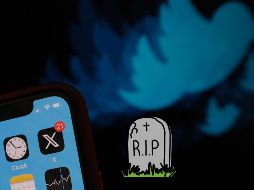 Aunque el logo de Twitter cambió a X el pasado julio de 2023, el dominio seguía siendo el mismo. AFP / ARCHIVO