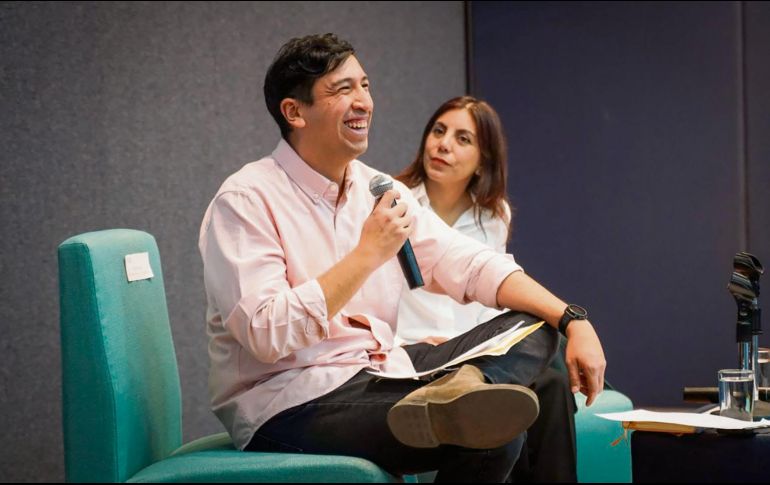 Pedro Kumamoto se reunió en diferentes foros con universitarios. ESPECIAL