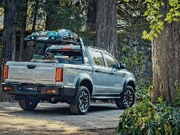 Este modelo cuenta con un diseño muy agresivo, con una enorme parrilla de tramado elaborado, que se combina con ópticas LED. CORTESÍA