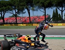 Este sábado día para el olvido para el piloto tapatío del equipo Red Bull, Sergio 