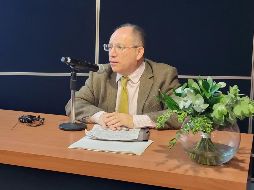 El escritor invitó especialmente a la población joven a hacerse presente en las urnas el próximo 2 de junio. ESPECIAL