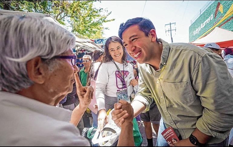 El abanderado de “Sigamos Haciendo Historia en Jalisco” incrementó sus visitas a las colonias para dialogar con sus habitantes. ESPECIAL