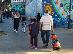 Alumnos de primaria y secundaria asistirán a clases de manera rotativa, cumpliendo únicamente 2 días escolares. EL INFORMADOR / ARCHIVO