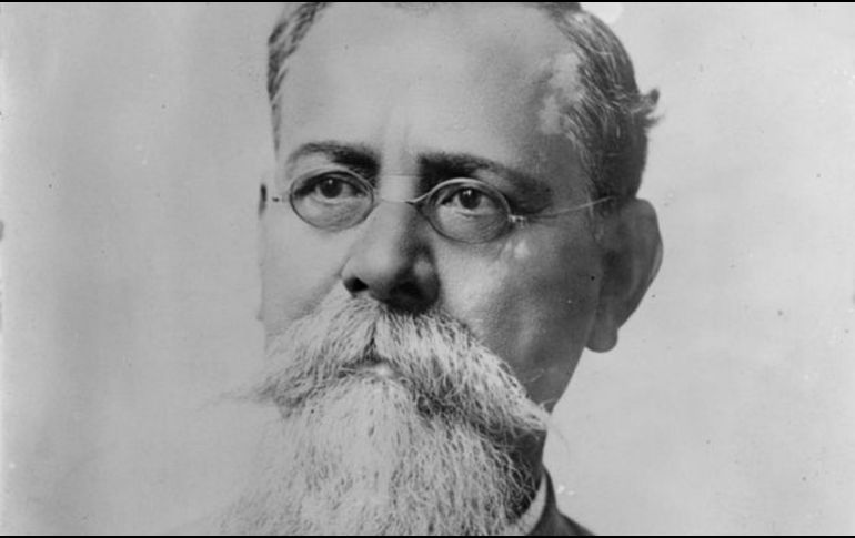 Su gobierno representa las altas y bajas en el proceso de la liberación del país mexicano, con sus aciertos y errores. VENUSTIANO CARRANZA