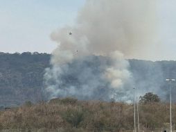 El incendio comenzó alrededor de las 13:36 horas de este 21 de mayo, el cual generó una columna de humo que se alcanzó a vislumbrar desde la colonia Ciudad Granja. ESPECIAL