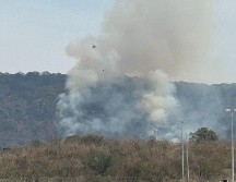 El incendio comenzó alrededor de las 13:36 horas de este 21 de mayo, el cual generó una columna de humo que se alcanzó a vislumbrar desde la colonia Ciudad Granja. ESPECIAL