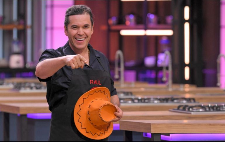 Para Raúl no sería extraño compartir escenario con compañeros de otras generaciones, si es que así se plantea el concepto de la gira. CORTESÍA / Tv Azteca