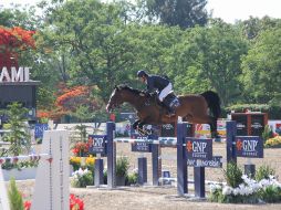 Salto ecuestre en el GCC. GENTE BIEN JALISCO/ Esmeralda Escamilla