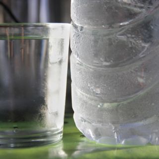 ¡Mantén tus bebidas frías sin hielos durante esta temporada de calor!