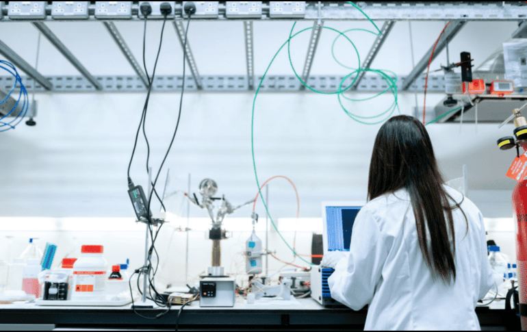 Científicos chinos crearon robots equipados con este material para percibir presión, reconocer formas y símbolos bajo condiciones extremas. UNSPLASH/ ThisisEngineering