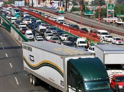 El Sistema de Monitoreo Atmosférico de la Ciudad de México indicó que en las últimas horas el sistema de alta presión perdió intensidad, lo que permitió un incrementó en la velocidad del viento. NOTIMEX/J. LIRA.