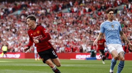El Manchester United es campeón de la FA Cup tras vencer a su rival de ciudad, el Manchester City. EFE / OLGA AKMEN