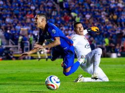 La pena máxima tras una falta del portero de América, Luis Ángel Malagón, sobre Uriel Antuna causó controversia ante la ausencia de una tarjeta amarilla o roja. IMAGO7.