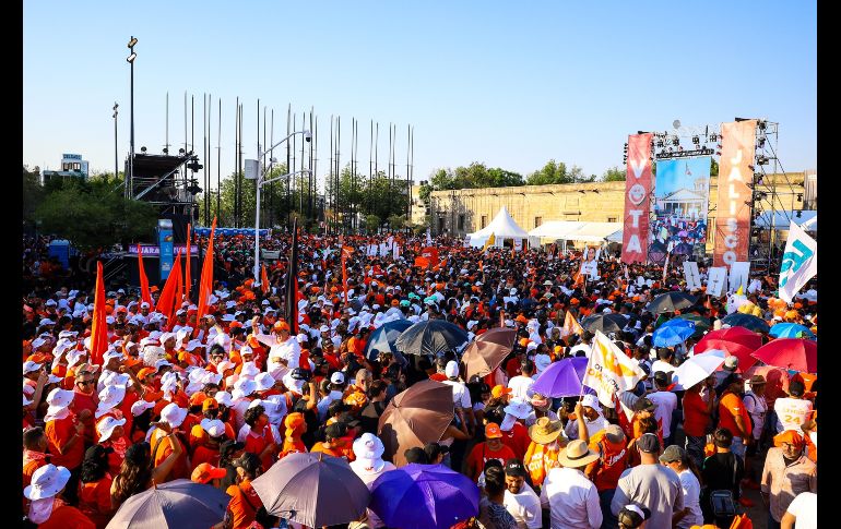 Lemus afirmó que reunió a 60 mil asistentes en la explanada del Hospicio Cabañas. EL INFORMADOR/A. NAVARRO
