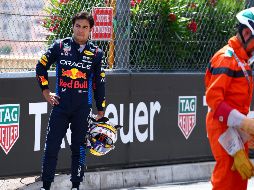 Checo, que arrancó en el puesto 16, se distrajo durante las primeras curvas. RED BULL CONTENT POOL