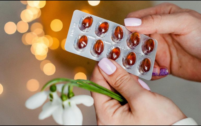 Estas vitaminas trabajan en conjunto para inducir la síntesis y carboxilación de la osteocalcina, un proceso fundamental para la regeneración ósea. Unsplash