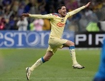 El chileno Diego Valdés, celebra luego de ganar el título del torneo Clausura 2024. AP