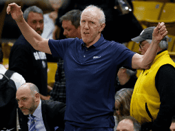 Bill Walton fue campeón de la NBA en 1977 con los Portland Trail Blazers y en 1986 con los Boston Celtics. AP / ARCHIVO