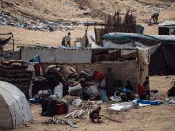 Casi un millón de palestinos huyeron de la ciudad del sur de Gaza. EFE/EPA/H. IMADRafah