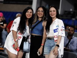 Giselle Miranda, Karolina Bracamontes y Génesis Arballo. GENTE BIEN JALISCO/ Claudio Jimeno