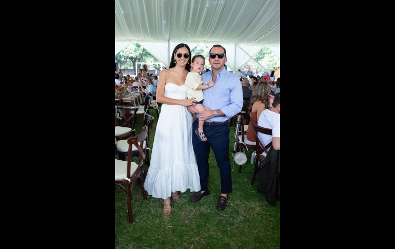 Daniela del Toro, Jaime y Jaime Ruiz Velasco. GENTE BIEN JALISCO