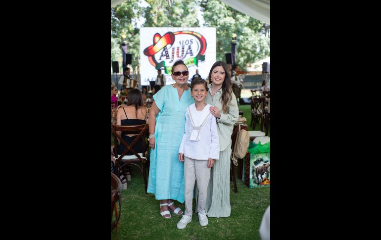 Susana Padilla, Karim Mora y Selene de Aguinaga. GENTE BIEN JALISCO/ Servando Gómez
