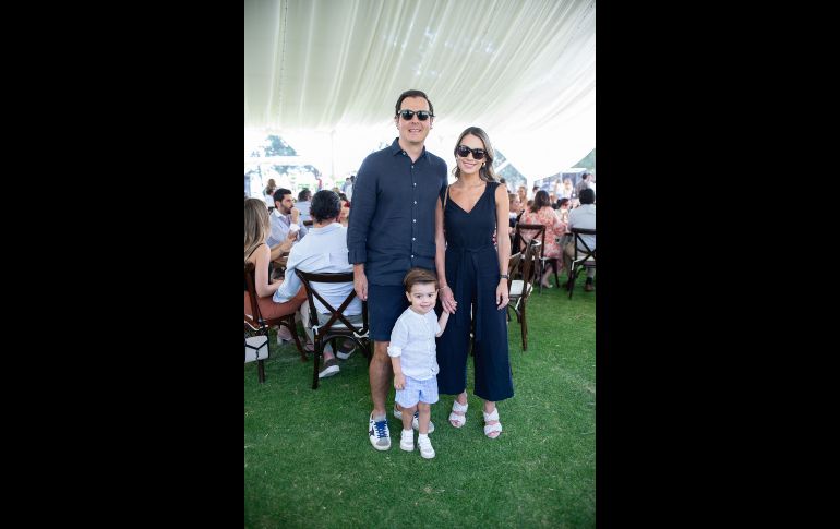Pablo, Mateo Mora y Andrea Ortiz. GENTE BIEN JALISCO/ Servando Gómez