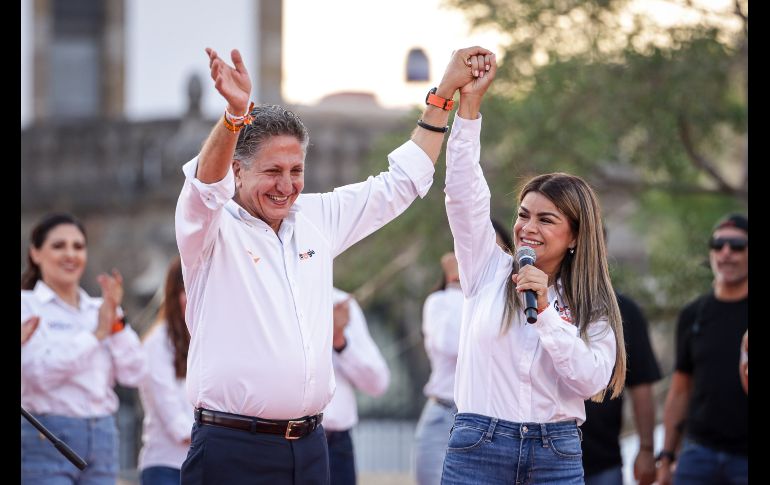 Frangie agradeció también a los integrantes de su campaña por no caer en provocaciones de los partidos rivales y que deben seguir trabajando en equipo para ganar la elección del domingo. EL INFORMADOR / H. Figueroa