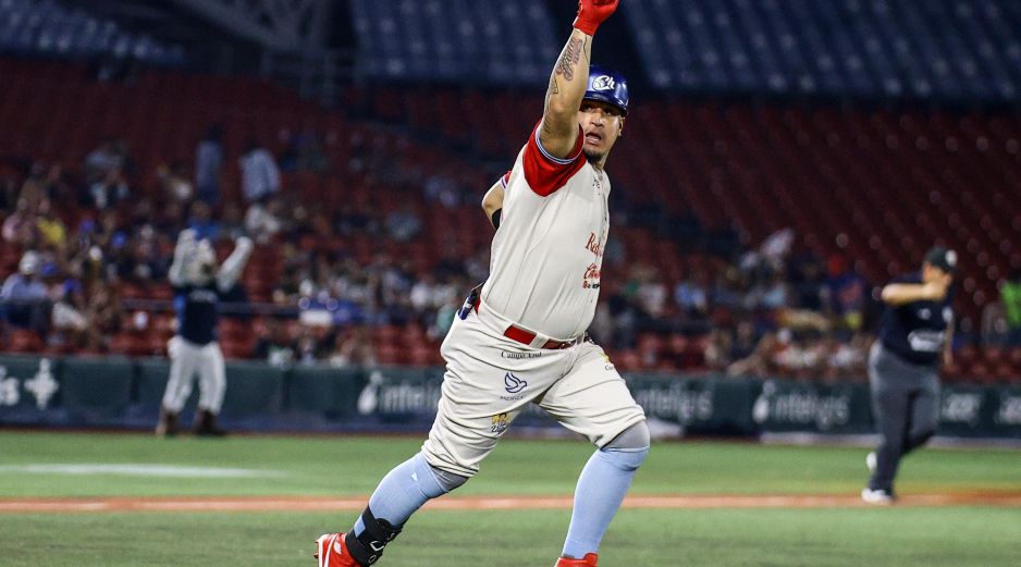 Oswaldo Arcia lució en el juego final al conectar un jonrón productor de tres carreras. CORTESÍA/Charros de Jalisco