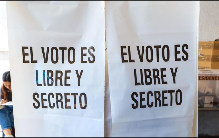 Estos son los famosos que han presumido su voto en redes sociales. EL INFORMADOR / A. Navarro