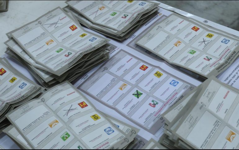 La divulgación de los resultados preliminares comenzó el domingo a las 20:00 horas. SUN / F. Rojas