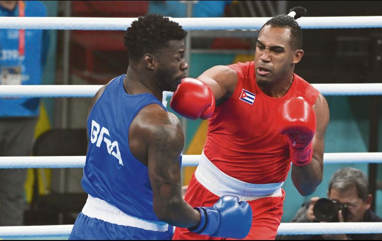 El Comité Olímpico Internacional desconoce a la Federación Internacional de Boxeo y por ello le pone un pero a las primas a las que aspiran los atletas. AFP/P. Vera