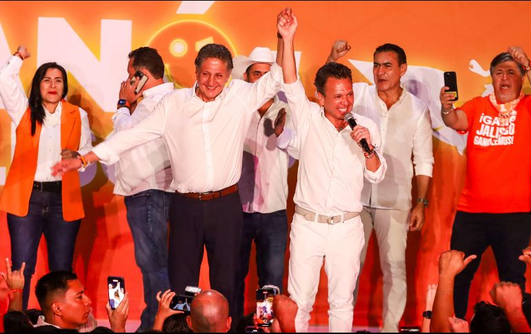 Pablo Lemus, ganador de la contienda por Casa Jalisco, estuvo acompañado en su festejo por otros candidatos como Juan José Frangie, que busca repetir otro periodo al frente del Gobierno de Zapopan. EL INFORMADOR/A. Navarro