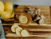 El té es ideal para consumirlo caliente, aunque si lo prefieres puedes dejarlo enfriar y consumirlo como bebida refrescante. UNSPLASH / K. Sikkema