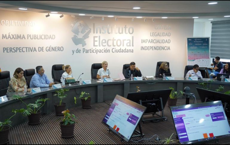 El IEPC pide que no se tomen los resultados de estos conteos rápidos como resultados finales de la votación y pide a la población esperar al 5 de junio para tener los resultados finales de la elección en Jalisco. ESPECIAL