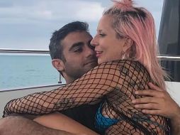 Lady Gaga desea tener muchos hijos con su actual pareja. “¿No es increíble lo que podemos hacer? Podemos llevar un ser humano dentro y hacerlo crecer. Luego sale, y es nuestra labor mantenerlo con vida”. Instagram/@ladygaga