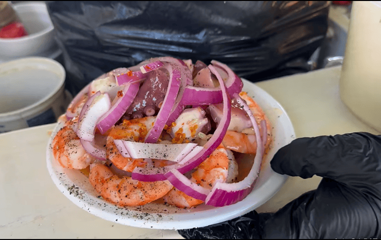 Este platillo de alrededor de $500 pesos es uno de los mejores alimentos que puedes consumir en Mazatlán. ESPECIAL / YouTube La Capital