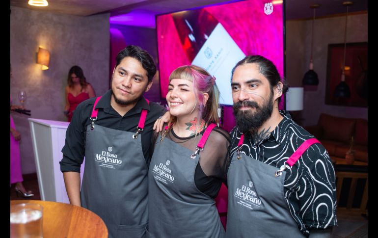 Jonathan Guerrero, Gaby Arroyo e Isaac Caballero. GENTE BIEN JALISCO/ Servando Gómez